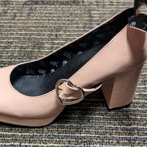 LAMODA Chunky Platform Heels Pink and Black Size 9.5-10(Runs Small)